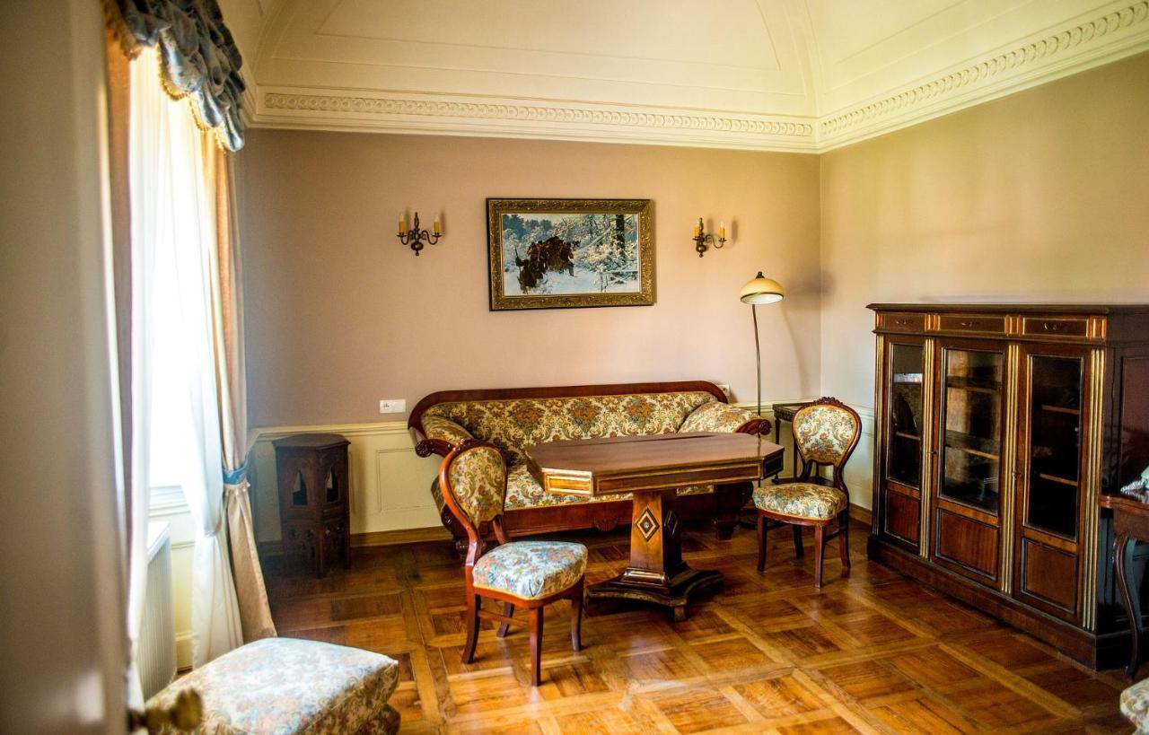 Palac Racot Kościan Exteriör bild